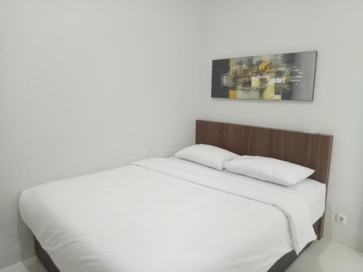 Omah Bondi Family Homestay By Fh Stay Джокякарта Екстериор снимка